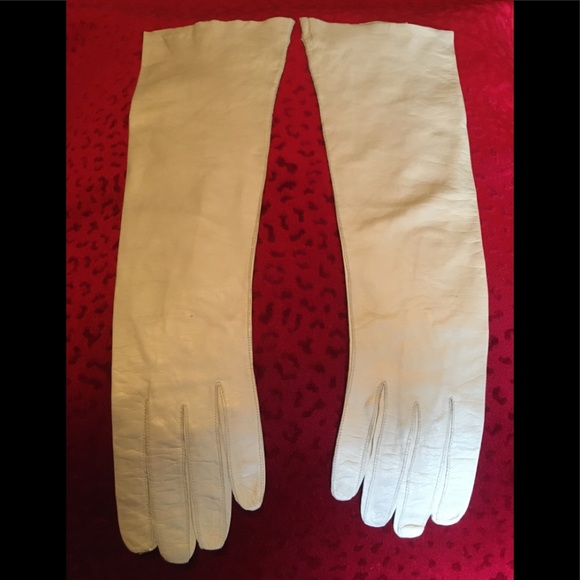 Gorgeous Vintage Taupe Kid Leather Gloves. Size B. - Picture 2 of 7